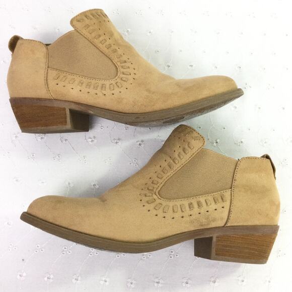 Carlos By Carlos Santana Cowgirl Faux Suede Low Heel Tan Western Bootie 7.5M - Picture 8 of 12